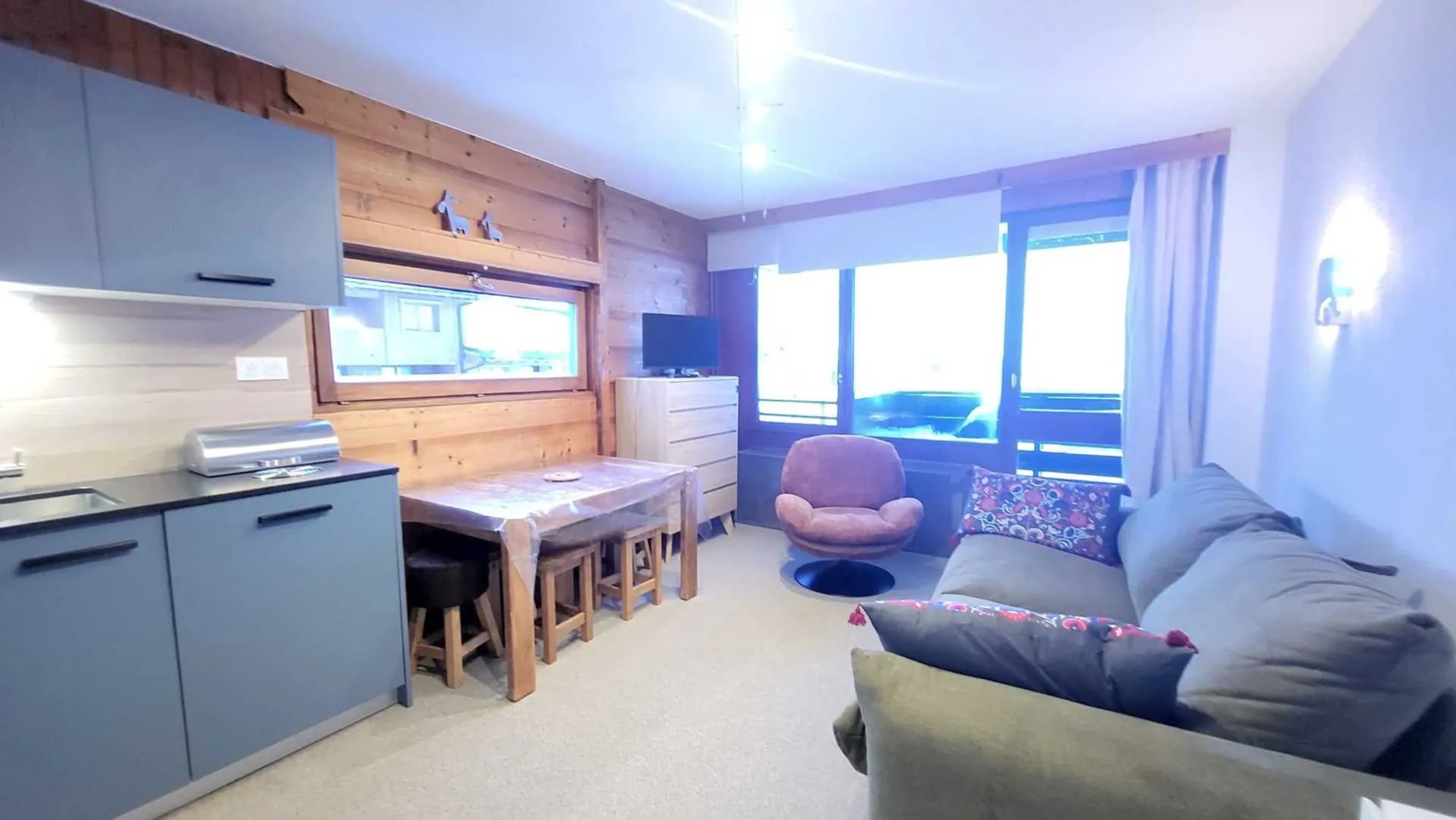 SCH1014 / 2 rooms cabin / Tignes / Tignes Val Claret